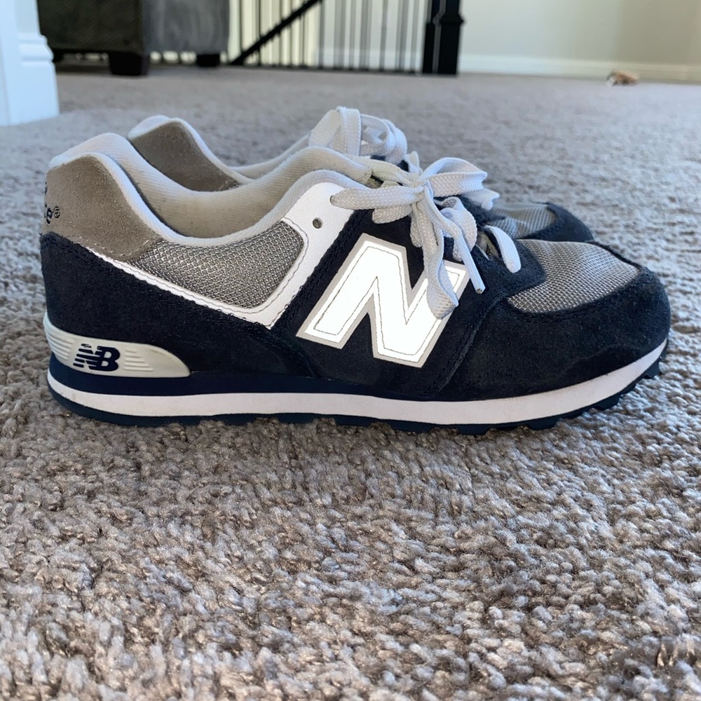 New balance shoes